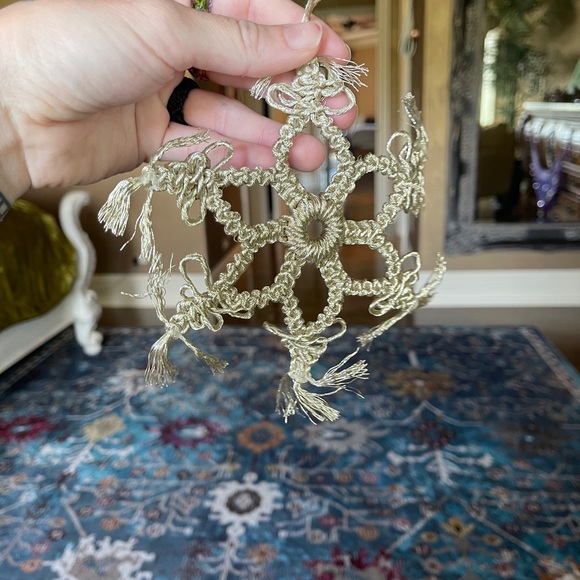 Handmade Macramé Rope Snowflake Ornament - Picture 3 of 7
